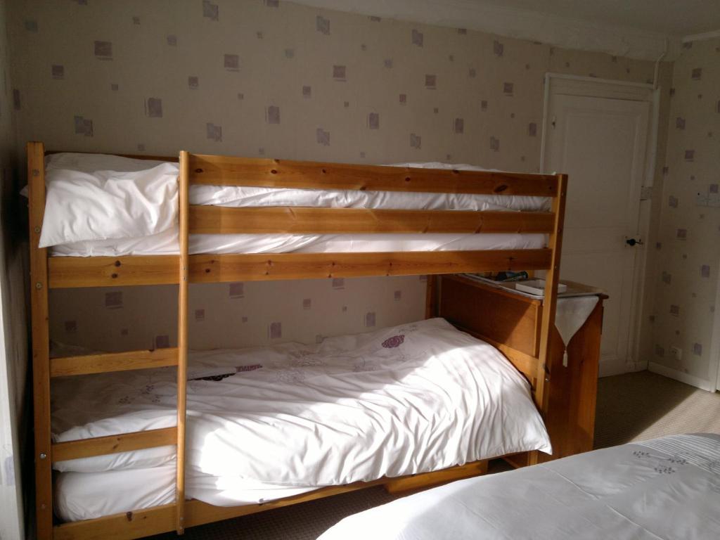 Bed and Breakfast La Maison Jaune Bouresse Exterior foto